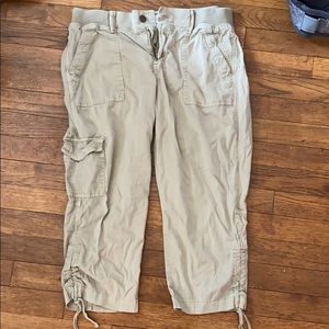 Capri Cargo Pants